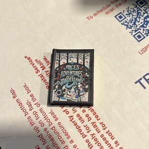 Alice’s Adventures in Wonderland mini book
